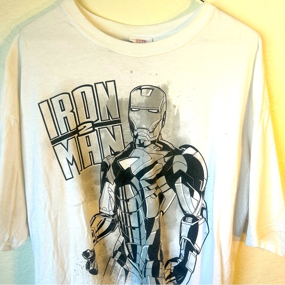 Marvel Men’s XL White IRON MAN Crew Neck T Shirt
